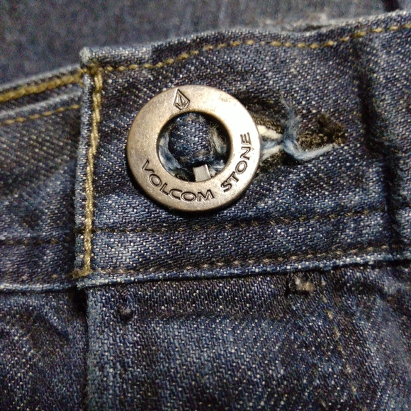 Genuine Volcom Brand Jeans - Picture 4 of 10